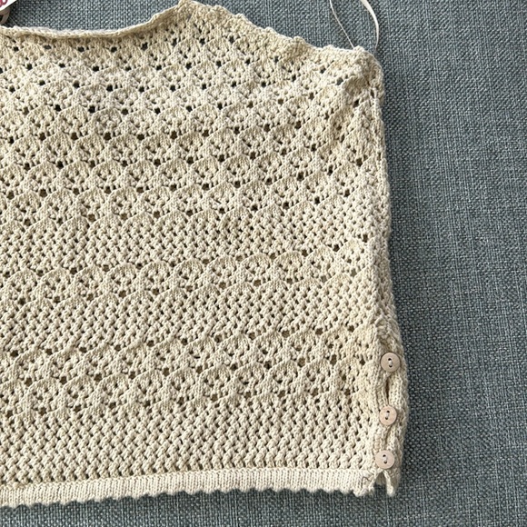 House of Harlow 1960 Cream Crochet Halter Top NWT Size M - Picture 4 of 8